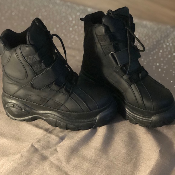 YRU Shoes - Black combat boots/sneakers